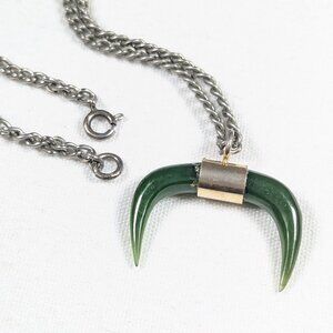 Vintage Silver Green Jade Bull Horn good luck Necklace, protection jewelry